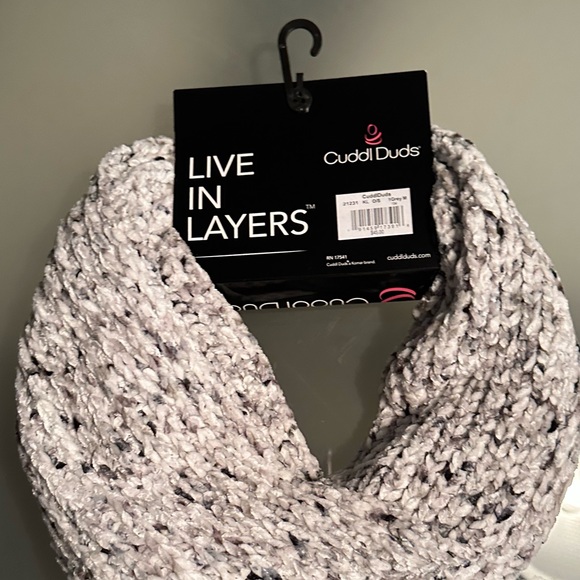 New Cuddl Duds Infinity scarf - Picture 11 of 12